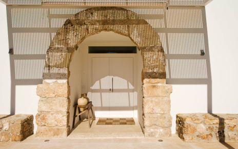 Entrance to the property